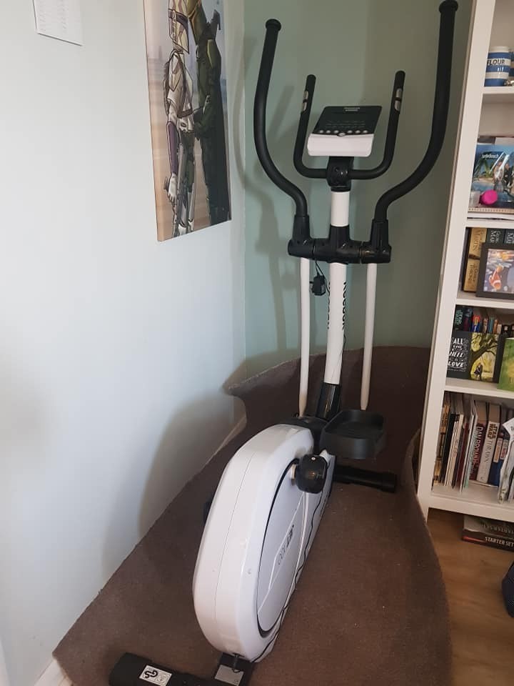 reebok 100 cross trainer